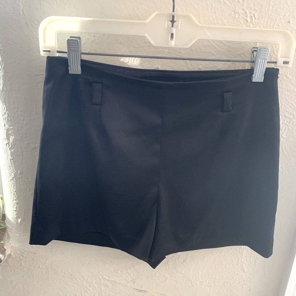 Black tuxedo shorts with belt loops. Size 2. No tag.